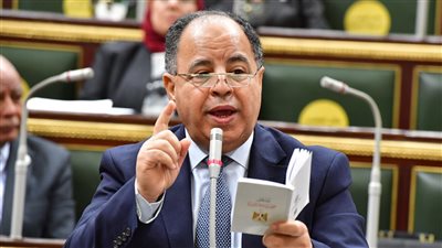 وزير المالية: الحكومة ملتزمة بزيادة الأجور بصورة مستمرة لتخفيف الأعباء عن المواطنين 