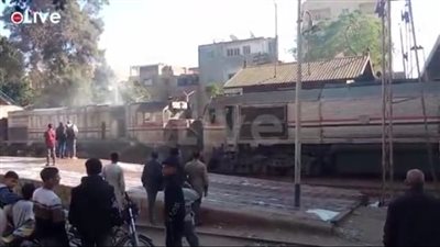 دون إصابات.. السيطرة على حريق جرار قطار منوف - بنها خلال توقفه بمحطة الباجور | بث مباشر