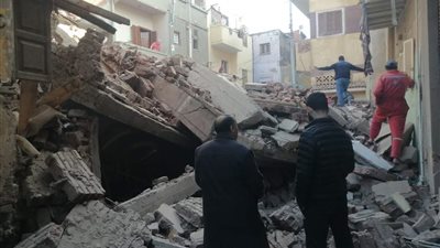 انهيار منزل مكون من 3 طوابق في المنوفية| صور 