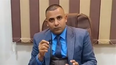 محامي سائق توك توك ضحية الخلاف على أولوية التحميل: ولعوا فيه بسبب زبونة | بث مباشر