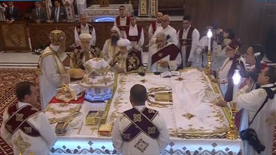 أبرزهم فريد زهران وحازم عمر.. حضور عدد من الوزراء والشخصيات العامة قداس عيد الميلاد المجيد بالعاصمة الإدارية