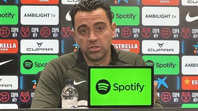 تشافي: أتمنى تجديد عقد سيرجي روبيرتو مع برشلونة.. وهدفنا هو الفوز بكأس الملك