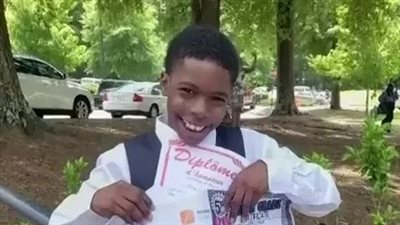 الصداع أبرز الأعراض.. وفاة طفل أمريكي متأثرًا بحالة مرضية خطيرة في المخ