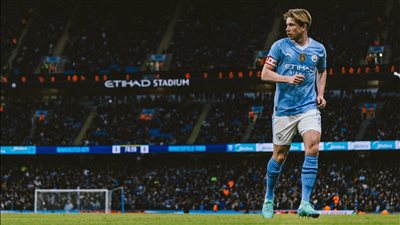 المدير الرياضي لـ نابولي يكشف موقف ناديه من ضم دي بروين