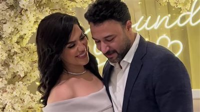 خطوبة المطربة مي فاروق ومحمد العمروسي | صور