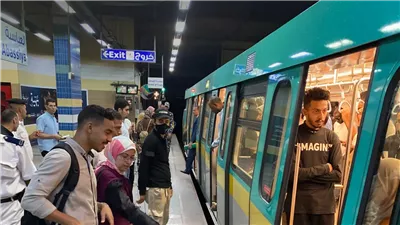 لم يستمر كثيرًا.. توقف مفاجئ لحركة قطارات المترو بالخط الثالث