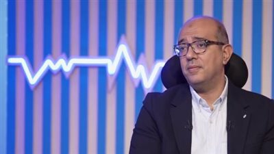 الدكتور أيمن منصور جراح العظام يكشف أسباب كسر عظمة الكعبرة