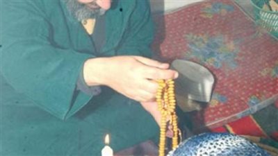 خد منها 91 ألف جنيه.. طبيبة تتهم أحد الدجالين بالنصب عليها: قالي هخلي فلوسك توصل 3 مليون| بث مباشر 