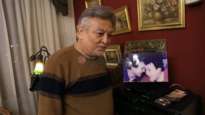 اتحرمت من أصدقائي.. عماد رشاد: مابقتش أخرج لأن الأماكن اللي بروحها بتفكرني بفاروق الفيشاوي| فيديو