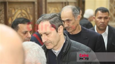 علاء وجمال مبارك يقدمان واجب العزاء في ابن عم رئيس الجمهورية الأسبق | صور 