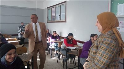 وكيل تعليم الدقهلية يتفقد لجان الامتحانات ويوجه بالدقة في التصحيح | صور