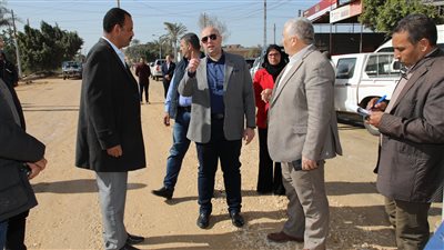 محافظ بني سويف يتابع أعمال تطوير ورفع كفاءة الشوارع الرئيسية بمدينة ببا 