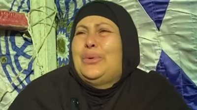 والدة شاب توفي داخل مركز غير مرخص لعلاج الإدمان بالإسماعيلية: جسمه كان متبهدل وكله إصابات| بث مباشر 