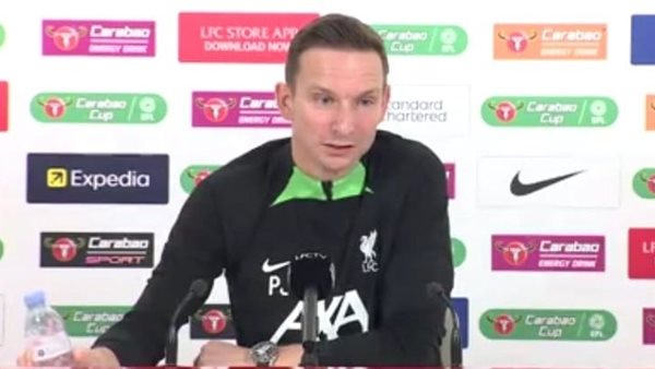 مدرب ليفربول بيب