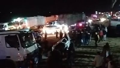 بينهم 4 أشقاء.. إصابة 8 أشخاص في حادث تصادم بالطريق الزراعي بالبحيرة