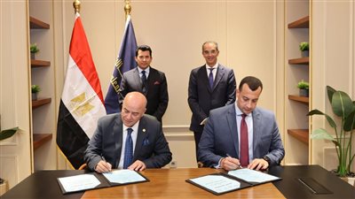 اتفاق لتطوير شبكات الاتصالات بمراكز الشباب والرياضة بقرى حياة كريمة