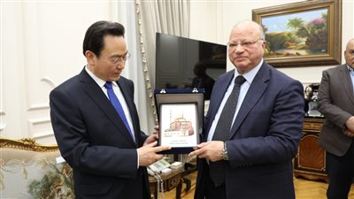 محافظ القاهرة يستقبل وفدا من الصين لبحث سبل تعميق الاستثمار في السياحة والزراعة