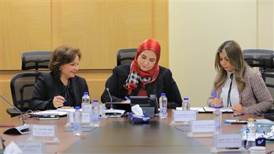 بينهم الفلسطينيون.. وزيرة التضامن: 2 مليون جنيه لتقديم الدعم النفسي للصغار ضحايا العنف والحروب