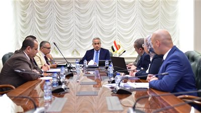 وزير العمل: حريصون على سرعة إصدار قانون متوزان لصالح طرفي الإنتاج يشجع على الاستثمار