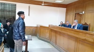 السجن 3 سنوات لمتهم بتسهيل الهجرة غير شرعية.. وأحد الضحايا: المركب كان سايقها إفريقي ومعرفش ودّانا فين|بث مباشر 