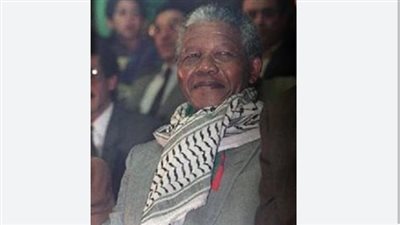 لن نصبح أحرارا دون تحرير فلسطين.. كيف أيقظ مانديلا روح المقاومة بالعالم بعد 10 سنوات من وفاته؟