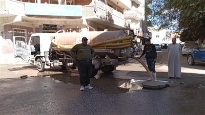 استجابة لشكاوى المواطنين.. إصلاح كسر بسور الكوبري العلوي بأبو قرقاص وإصلاح أعطال الإنارة بقرية البهنسا الجديدة