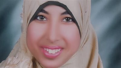 المتهم بقتل زوجته ونجليه في الدقهلية يجري معاينة تصويرية للواقعة أمام جهات التحقيق