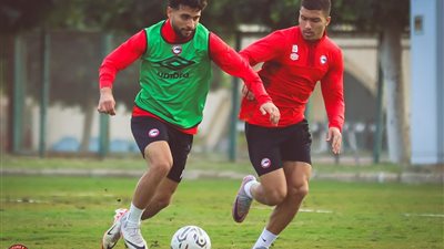 ثلاثي الأهلي ينتظمون في مران مودرن فيوتشر |صور 