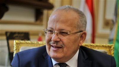  رئيس جامعة القاهرة: الأخلاق تعارض الدين المزيف.. وليس بصحيح الزعم بأن أمم الشرق المتخلفة أكثر أخلاقية من الأمم المتقدمة