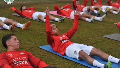 المنتخب الأولمبي يواصل تدريباته استعدادًا للسفر إلى الإمارات للمشاركة في دورة دبي الودية