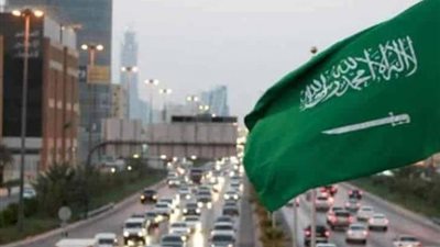 السعودية: منع غير السعوديين تدريجيًا من العمل الحر في توصيل الطلبات