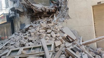 انهيار منزل في دسوق بـ كفر الشيخ.. وأنباء عن وجود مصابين ووفيات
