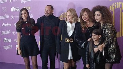 ليلى علوي وشيرين رضا تحتفلان بالعرض الخاص لـ فيلم مقسوم 