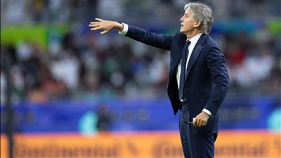 تقارير: الاتحاد السعودي يخبر مانشيني برحيله عن تدريب المنتخب