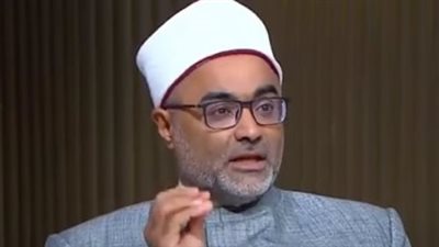 باحث بكبار العلماء يكشف كيف صلى النبي بالأنبياء قبل فرض الصلاة