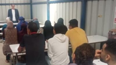 العمل تنظم ندوة توعوية للتسوية بين الجنسين للعاملين بشركة قطاع خاص في البحيرة