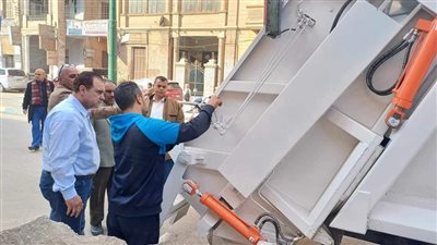 دعم منظومة النظافة في مركز ملوي بالمنيا بمعدات جديدة