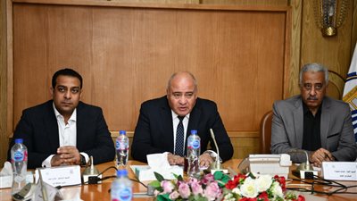 توجيهات عاجلة من محافظ قنا بشأن مستشفيات نجع حمادي وأبو تشت ودشنا وقنا الجديدة