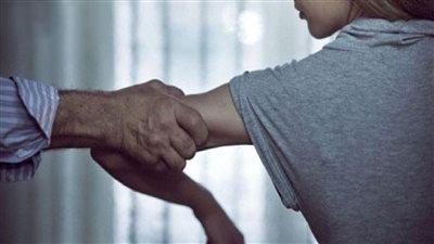 بعد تحرش معلم بـ10 تلميذات.. تحرك برلماني لإجراء الكشف النفسي على المدرسين