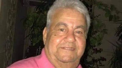 وسط غياب نجوم الفن.. بدء عزاء الموسيقار جلال فودة بمسجد الحامدية الشاذلية | بث مباشر