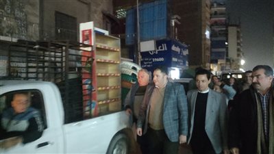 نائب محافظ القاهرة يتابع حملة لرفع الإشغالات بحدائق القبة والزيتون 