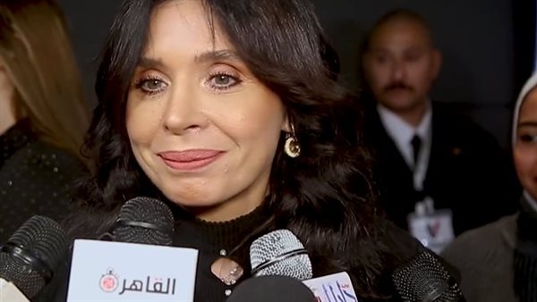 الراقصة دينا