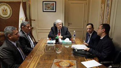 وزير التعليم العالي يعلن البدء في خطوات إنتاج دواءين مصريين جديدين