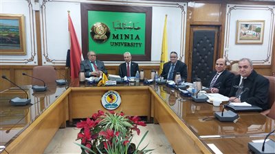 لجان اختيار عمداء 3 كليات بجامعة المنيا تنتهي من إجراء المقابلات الشخصية للمرشحين