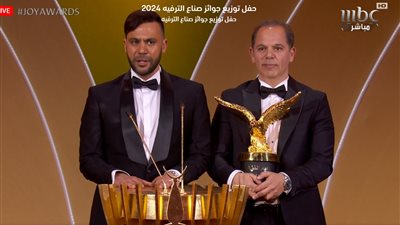 رامي إمام عن والده الزعيم: حمل على عاتقه رسائل للمجتمع المصري.. وأمي كافحت معاه 60 سنة