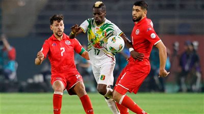 تقارير: الاتحاد التونسي يتقدم بشكوى إلى كاف ضد تحكيم مباراة مالي