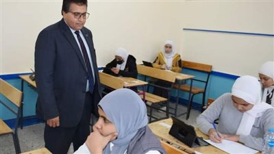 طلاب الشهادة الإعدادية يؤدون اليوم امتحان اللغة العربية والتربية الدينية بجنوب سيناء