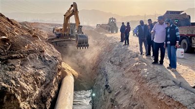 الإسكان تنتهي من ربط خط مياه عتاقة الصناعية والمنطقة الحرة بتكلفة 68.8 مليون جنيه