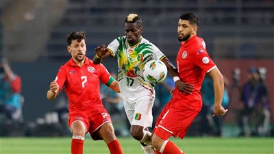 الاتحاد التونسي يعلن التقدم بشكوى ضد طاقم تحكيم لقاء مالي ومخرج المباراة