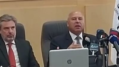 وزير النقل خلال فعالية توقيع اتفاقية تسيير خط الرورو بين مصر وإيطاليا: المشروع استغرق 5 سنوات | بث مباشر
